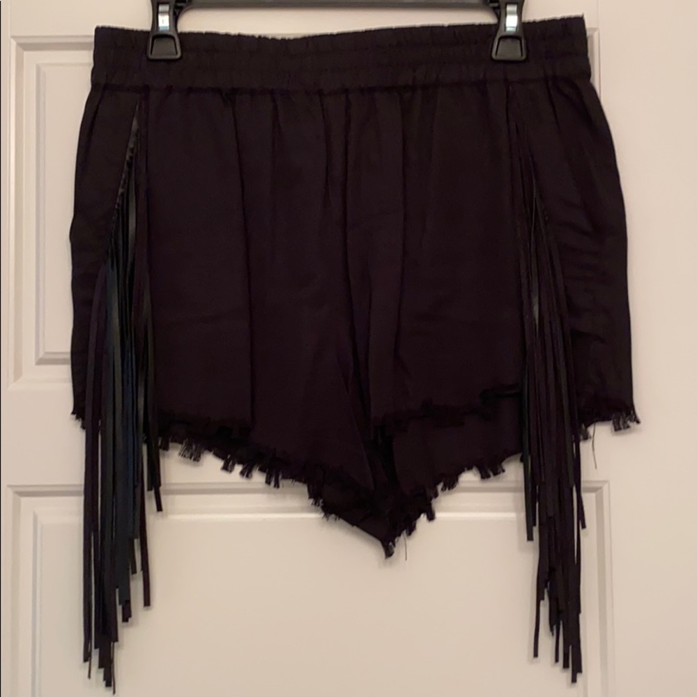 Dolce Vita Black Shorts with Tassles